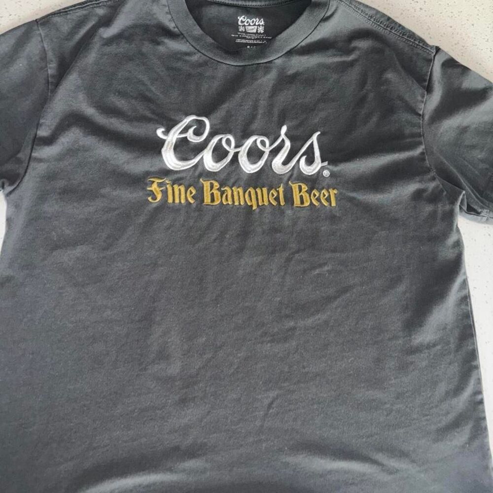 Coors embroidered Men’s Small